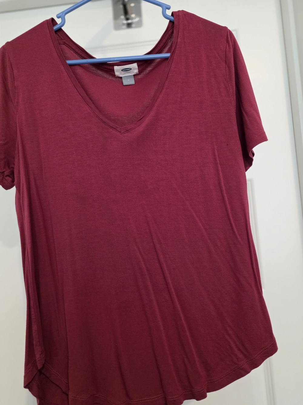 Old Navy Burgundy V-Neck Short Sleeve Tee